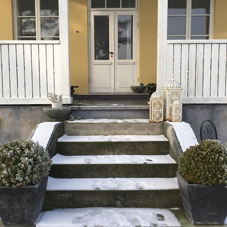 Bed and Breakfast Our House Истад Экстерьер фото