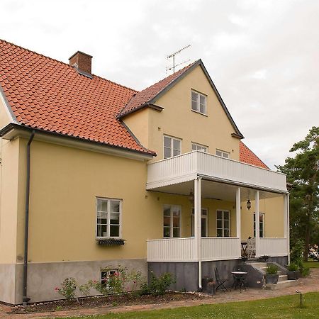 Bed and Breakfast Our House Истад Экстерьер фото